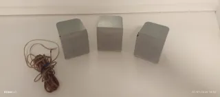 3 Altavoces LG Grises