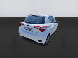 Toyota Yaris   1.5 100H Active