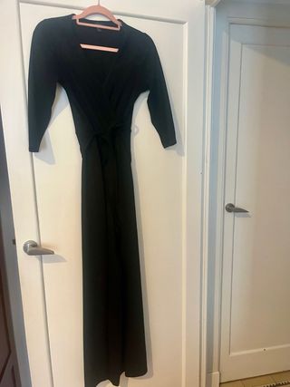 Mono Negro con toques brillantes elegante