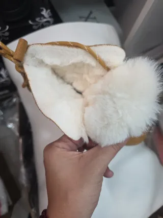 Botas de invierno marrones con forro blanco