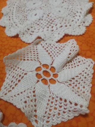 Centrini uncinetto bianchi in cotone