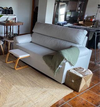 Sofá Klast 3 plazas con 1 mes de uso