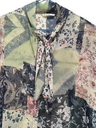 Blusa manga larga patchwork floral