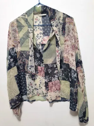 Blusa manga larga patchwork floral