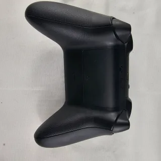 Xbox One X Project Scorpio + Controller