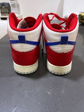 Zapatillas Nike Jordan Talla 41 Rojas y Blancas