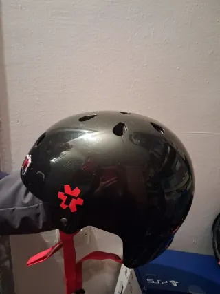 Regalo 2 Cascos infantiles para patinar o bici