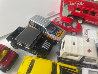 Lote coches escala 1/64 variados