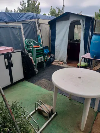 Caravana con avance y cocina en Malgrat de mar