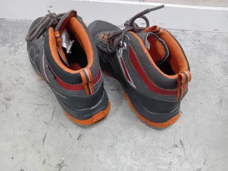 Scarpe trekking Quechua grigie/arancioni taglia 40