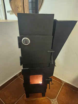 Estufa de pellet con horno y termómetro