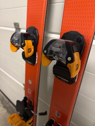 Esquís Salomon QST 85 185cm