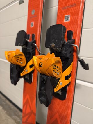 Esquís Salomon QST 85 185cm