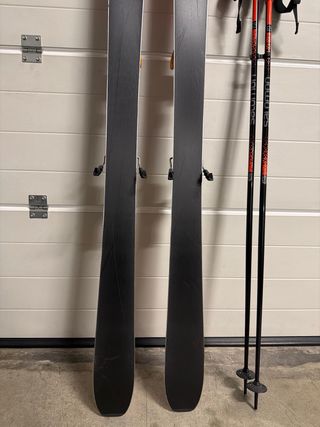 Esquís Salomon QST 85 185cm