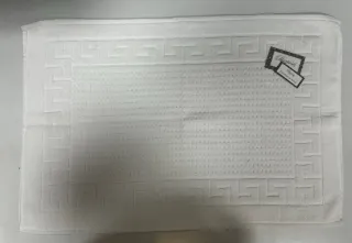 Tappeto bagno beige con greca