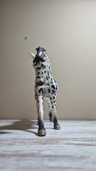 Caballo de juguete Appaloosa