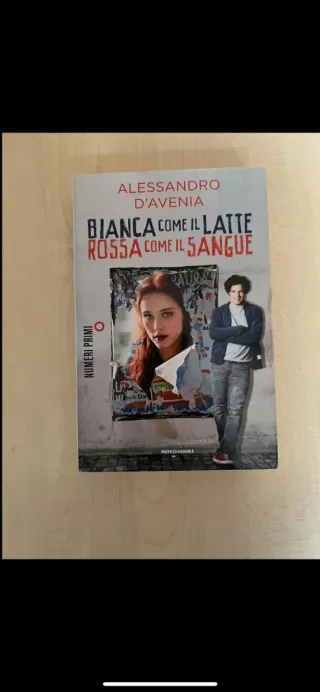 Bianca come il latte rossa come il sangue