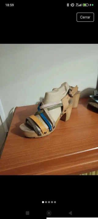 Sandalias de tiras multicolor