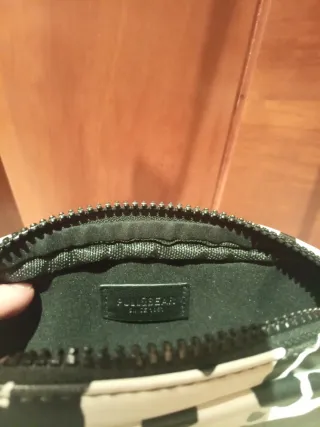 Bolso bandolera Pull&Bear estampado vaca