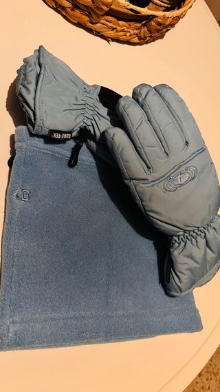 Guantes y cuello de esquí GORE-TEX