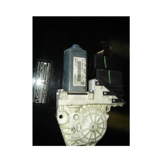 Motor elevalunas trasero derecho Volkswage