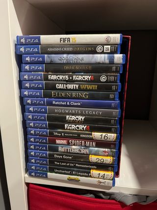 PS4 (PlayStation 4) Negra + 2 mandos + 19 juegos