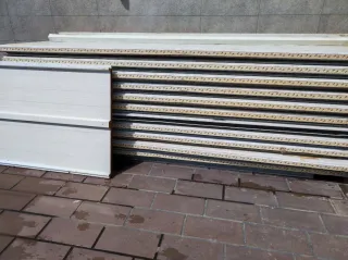 10 Paneles Sándwich Aislantes