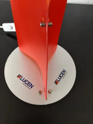 Lampada da tavolo Slamp anni '80 design M. Datti