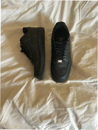 Nike Air Force 1 Low '07 Negro Talla 45