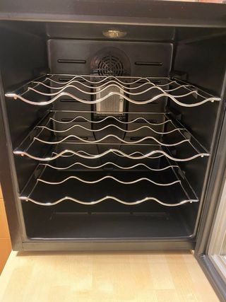 Vinoteca 16 botellas ARTROM Vinart 16.