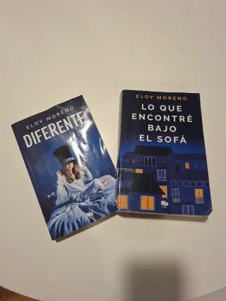 Lote 2 libros: diferente y lo que encontré bajo el