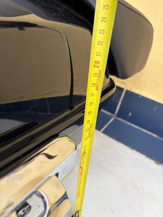 Baúl trasero moto custom negro