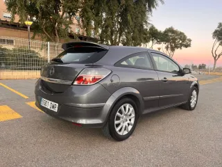 Opel Astra 2005