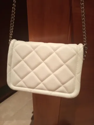 Bolso bandolera Stradivarius blanco