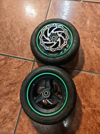 Rueda. 10x2-70-6.5 con Disco