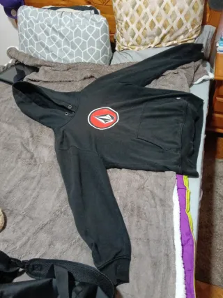 Sudadera negra Volcom Stone