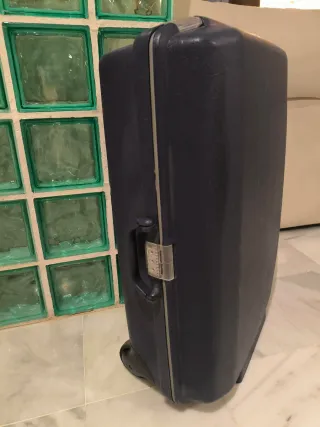 Maleta rígida American Tourister 2 ruedas