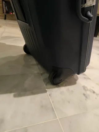 Maleta rígida American Tourister 2 ruedas