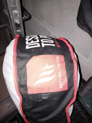 Casco MT Helmets Blanco y Azul