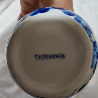 Caraffa in ceramica dipinta a mano