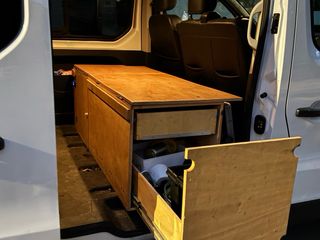 Nissan NV300 2021 camper pocos km iva deducible