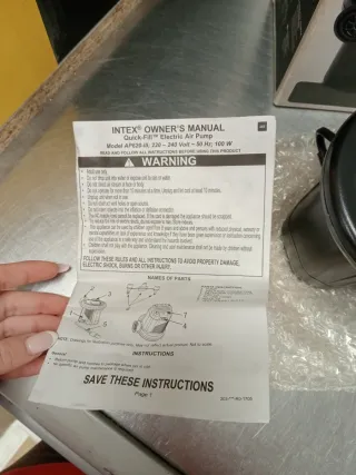 Bomba de aire eléctrica INTEX Quick Fill 100