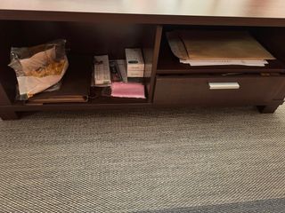 Mesa de centro madera marrón y naranja