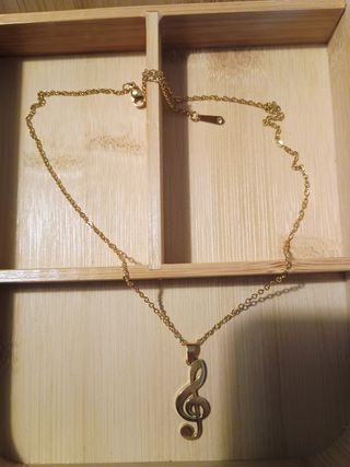 Gioielli tutto a 4 euro