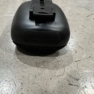 Altavoz bluetooth con pinza y soporte para bici