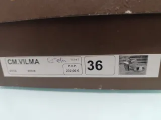 Sandalias Chie Mihara Beige y Negro