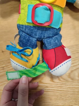 Peluche Perro Fisher Price Vísteme