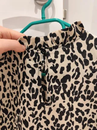 Blusa sin mangas con estampado de leopardo