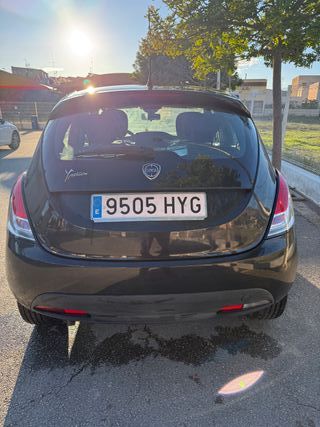 Lancia Ypsilon 2014