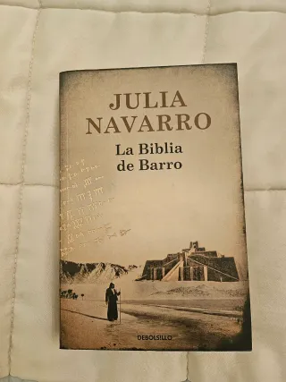 La Biblia de Barro / The Bible of Clay (Spanish...